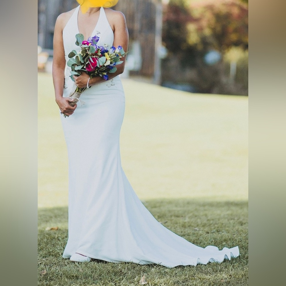Bridal dress in Size 4 ( Small)